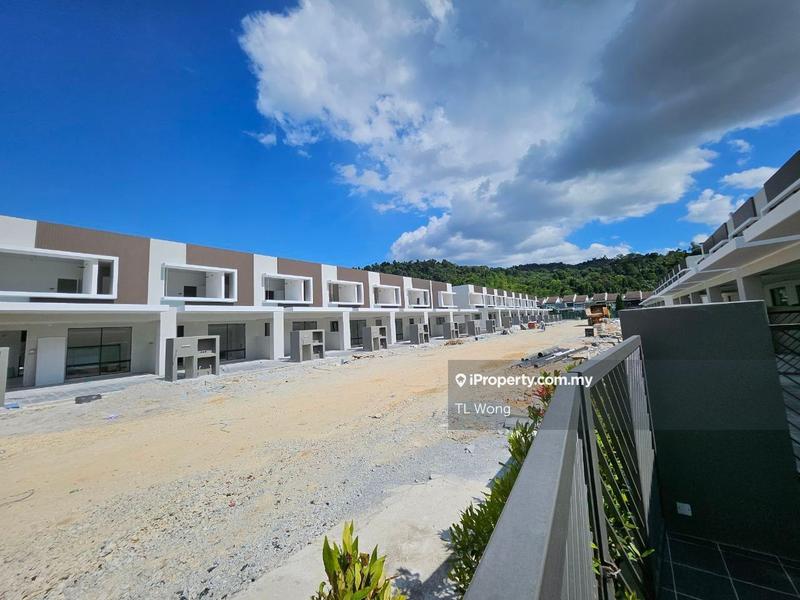 Rumah Berangkai 2 Tingkat untuk Dijual di Desa Budiman, Cheras oleh TL Wong - iProperty.com.my