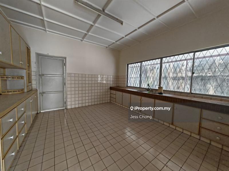 2.5-storey Terraced House for Sale in ttdi, Taman Tun Dr Ismail by Jess Chong - iProperty.com.my