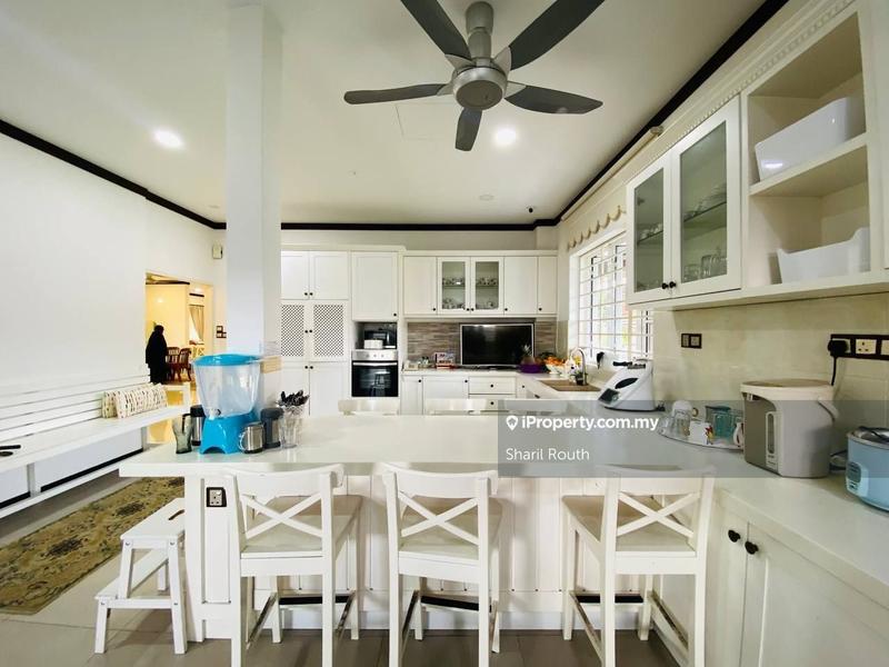 Bungalow House untuk Dijual di 2.5 STOREY BUNGALOW CORNER LOT @ SUNGAI PENCHALA, Sungai Penchala oleh Sharil Routh - iProperty.com.my