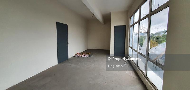 Shop / Office untuk Dijual di Pusat Bandar Putra Permai, Seri Kembangan oleh Ling Yean - iProperty.com.my