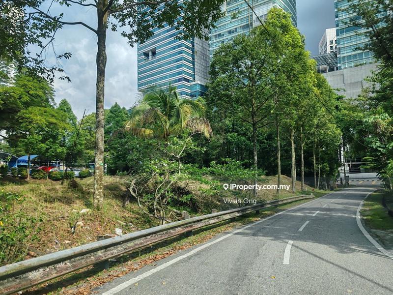 Bungalow House for Sale in Federal Hill, Bangsar by Vivian Ong - iProperty.com.my