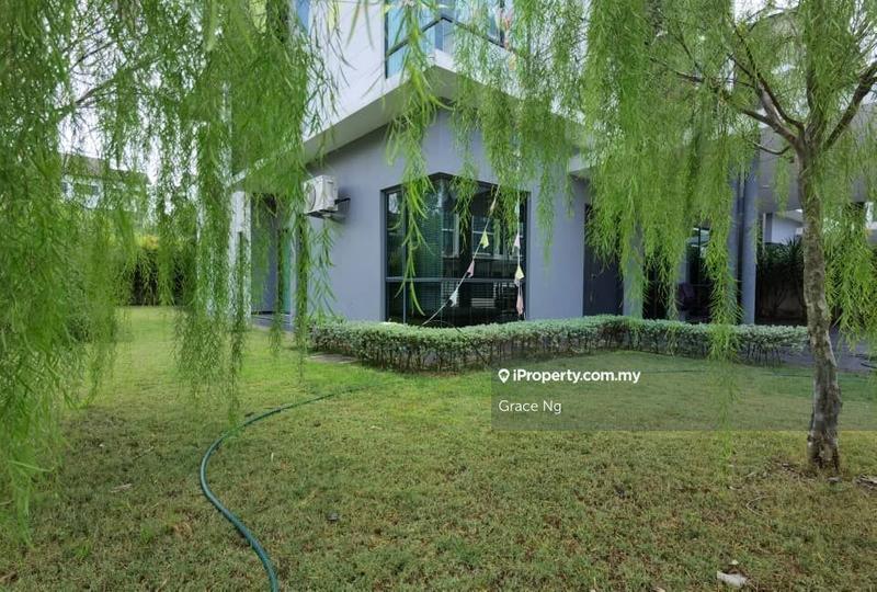Bungalow House for Sale in Kota Damansara, Selangor by Grace Ng - iProperty.com.my