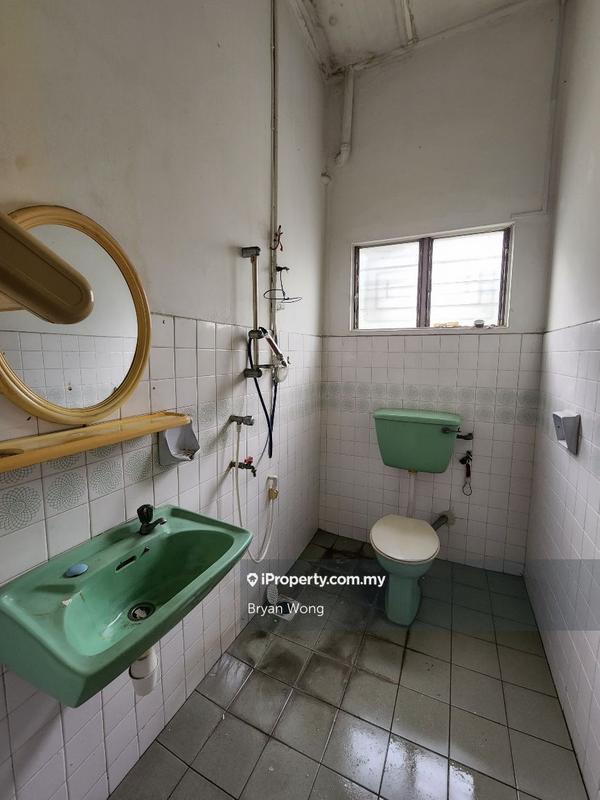 Rumah Berkembar untuk Dijual di Damansara Jaya, Petaling Jaya oleh Bryan Wong - iProperty.com.my