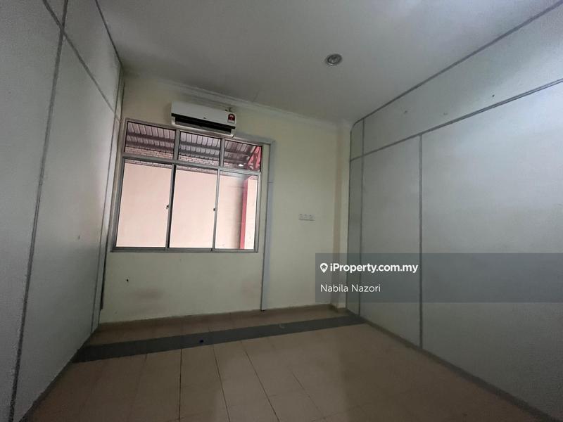 Warehouse for Rent in Kota Bharu, Kelantan by Nabila Nazori - iProperty.com.my