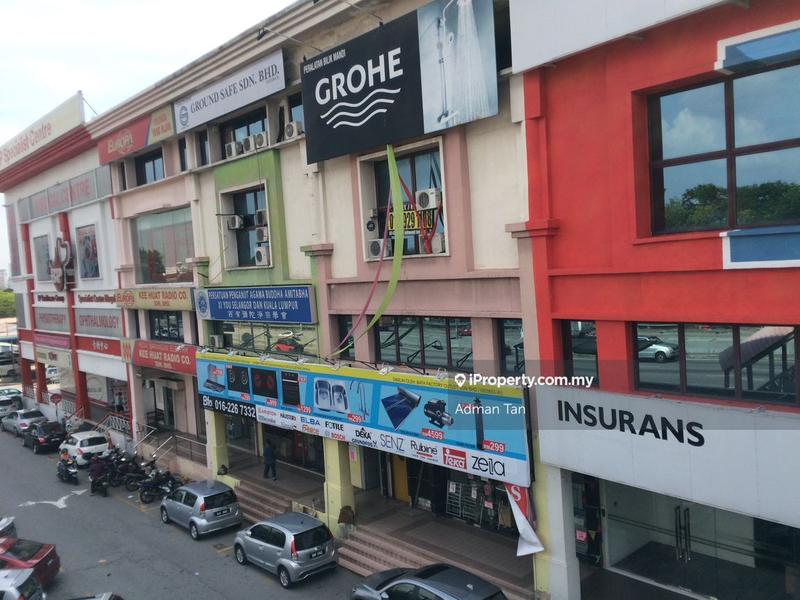 Shop / Office untuk Dijual di Petaling Jaya, Selangor oleh Adman Tan - iProperty.com.my