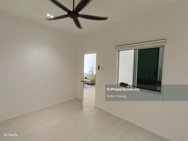 1.5-storey Terraced House for Sale in Ujong Pasir, Ujong Pasir by Robin Soong - iProperty.com.my
