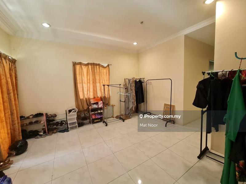 Rumah Berangkai 2 Tingkat untuk Dijual di Seksyen 7, Shah Alam oleh Mat Noor - iProperty.com.my