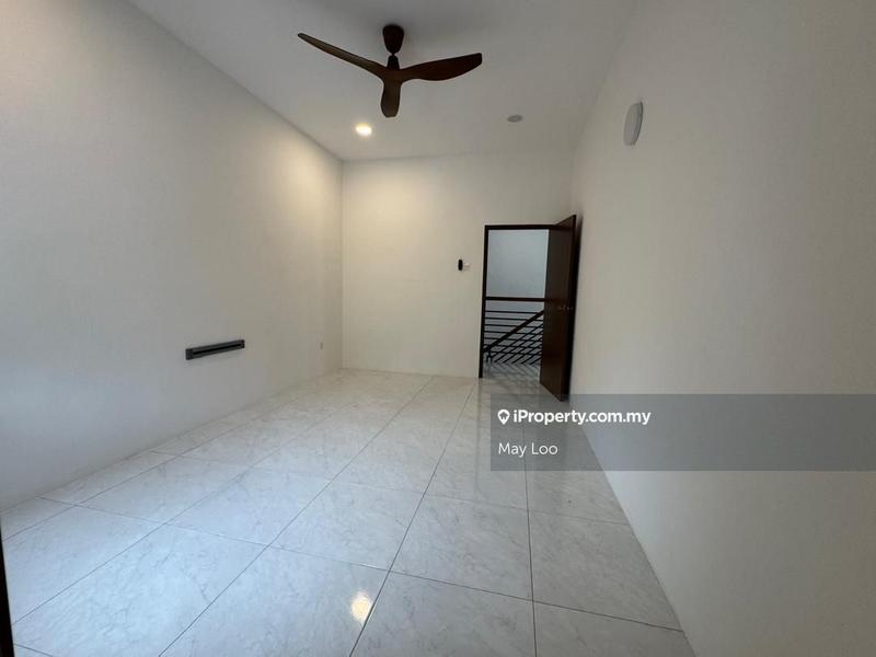 Rumah Teres untuk Dijual di Bandar Lahat Baru, Lahat oleh May Loo - iProperty.com.my