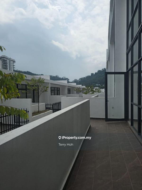 Rumah Berangkai 4 Tingkat untuk Dijual di Empire Residence @damansara perdana, Damansara Perdana oleh Terry Hoh - iProperty.com.my