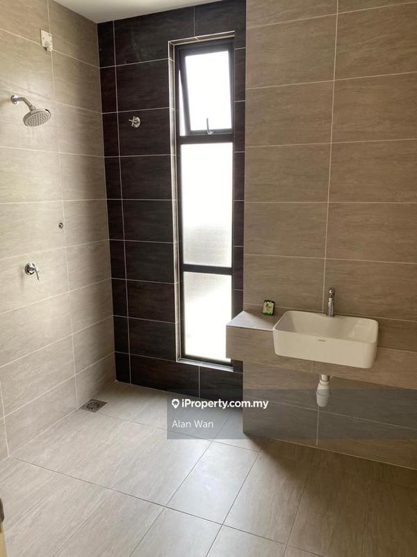 Rumah Berangkai 2 Tingkat untuk Dijual di Bandar Baru Salak Tinggi, Sepang oleh Alan Wan - iProperty.com.my