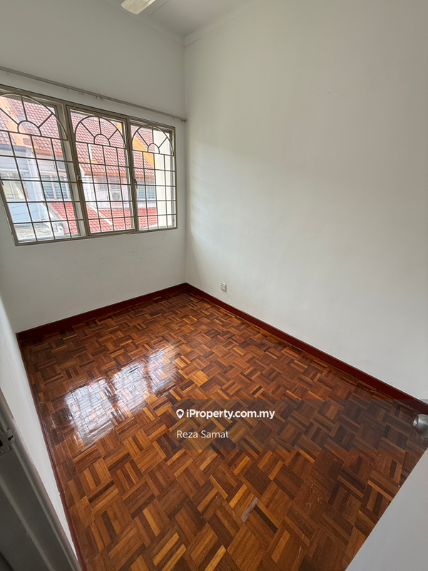 1-storey Terraced House for Sale in Putra Heights, Subang Jaya by Reza Samat - iProperty.com.my