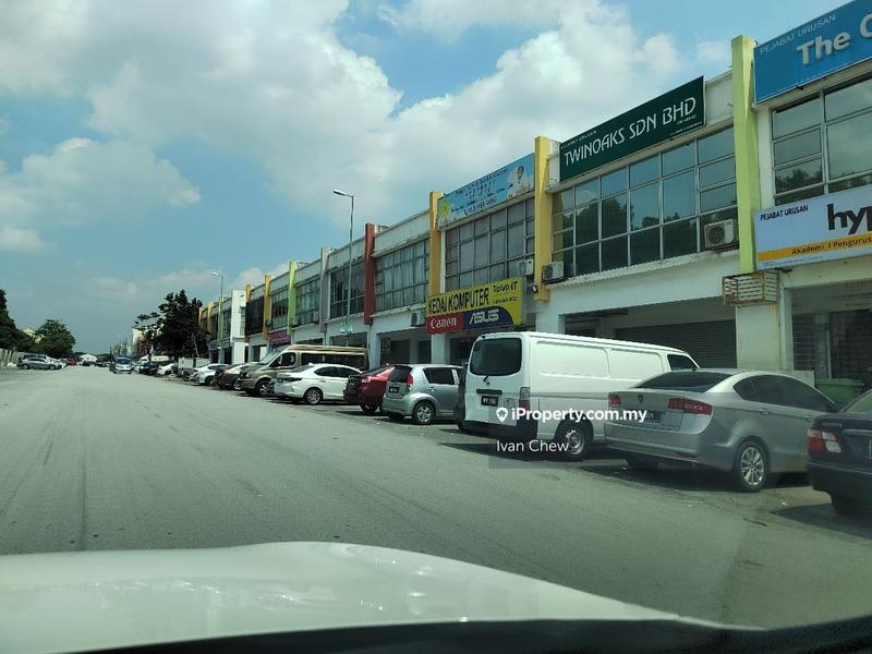 Kedai untuk Dijual di Taman Puncak Jalil, Seri Kembangan oleh Ivan Chew - iProperty.com.my