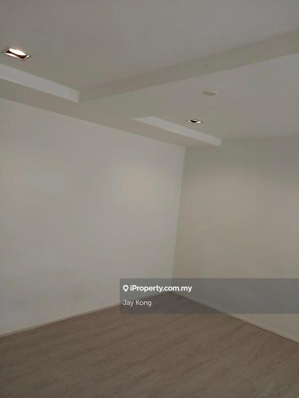Service Residence for Rent in The Square @ One City by Jay Kong - iProperty.com.my