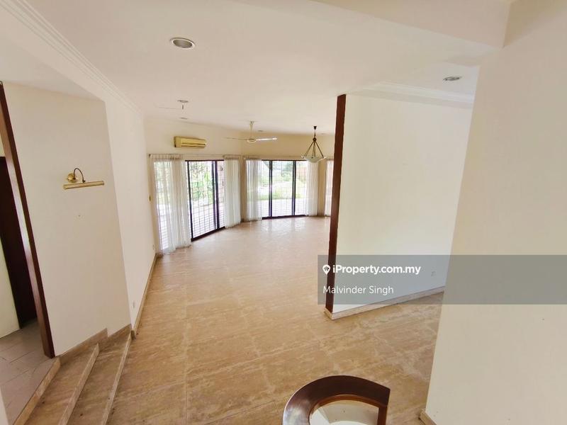 Banglo untuk Dijual di Taman Tar, Ampang oleh Mel Walia - iProperty.com.my