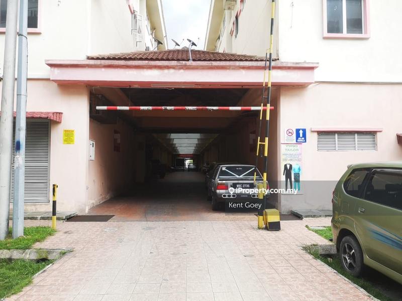 For Sale - Selayang centre point selayang baru batu caves