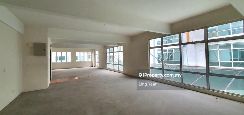Shop / Office untuk Dijual di Pusat Bandar Putra Permai, Seri Kembangan oleh Ling Yean - iProperty.com.my