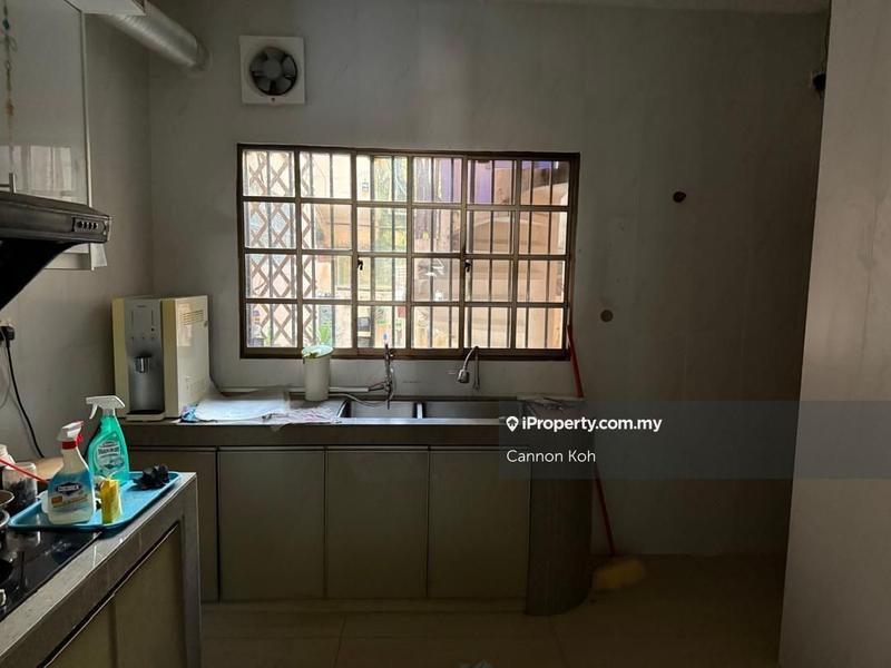 3.5-storey Terraced House for Sale in Taman Sri Watan, Ampang by Cannon Koh - iProperty.com.my
