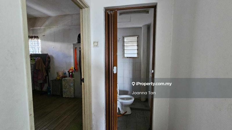 Pangsapuri untuk Dijual di Kemuning Aman oleh Joanna Tan - Bathroom - iProperty.com.my