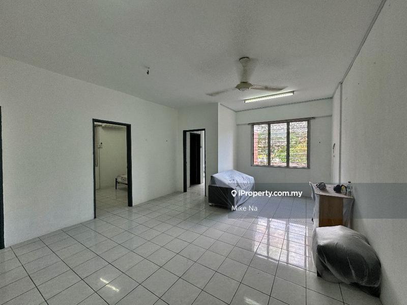 For Sale - Garden Park