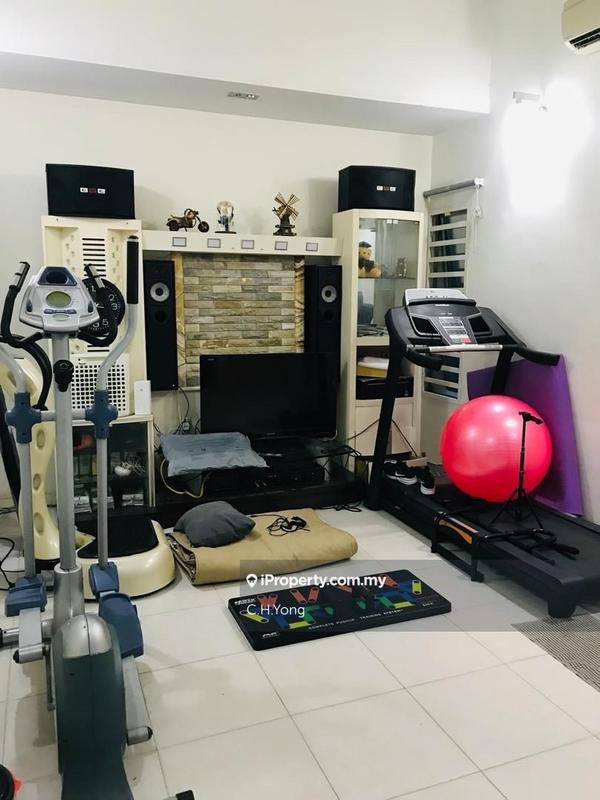 Rumah Berangkai 2 Tingkat untuk Dijual di D'alpinia, Puchong oleh C.H.Yong - iProperty.com.my