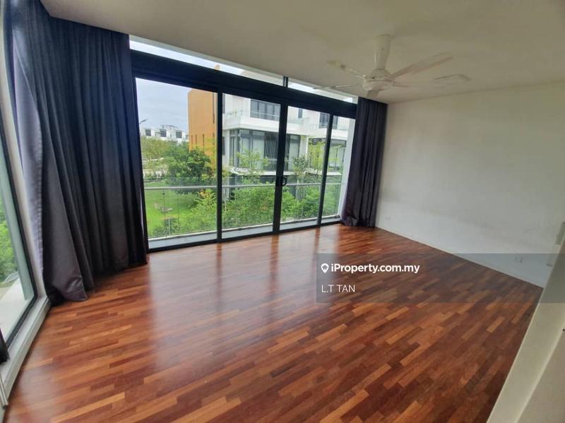 Rumah Teres 3-Tingkat untuk Dijual di Lake Fields, Sungai Besi oleh L.T TAN - iProperty.com.my