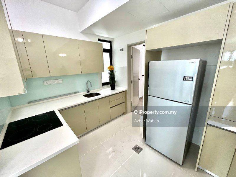 Pangsapuri untuk Dijual di Vista Mahogani @ Saujana Impian oleh Azhar Wahab - iProperty.com.my