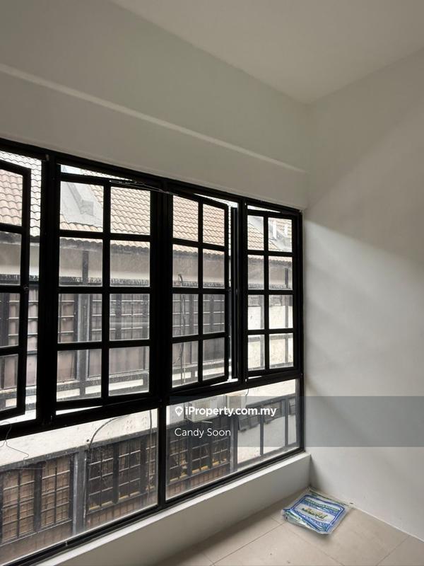 Kedai untuk Disewa di Sungai Long, Bandar Sungai Long oleh Candy Soon - iProperty.com.my
