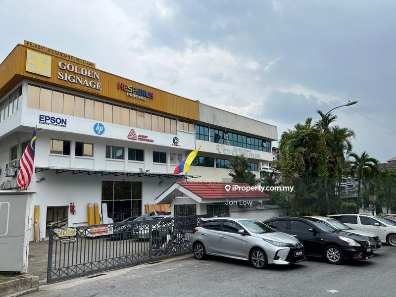 For Sale - Taman Shamelin Factory, 2.5 Storey Semi D Warehouse factory