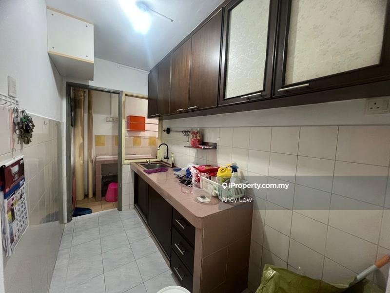 For Sale - PPR Kampung Baru Air Panas