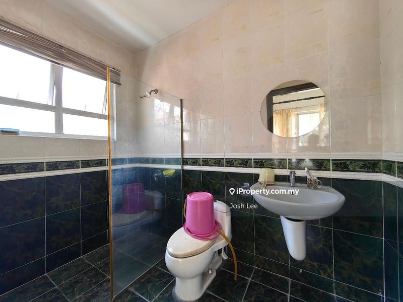 Semi-Detached House for Sale in Damansara Legenda, Petaling Jaya by Josh Lee - iProperty.com.my