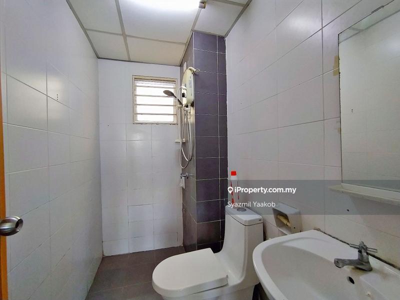 Service Residence for Sale in Alam Idaman by Syazmil Yaakob - iProperty.com.my