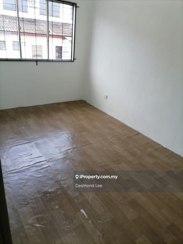 Rumah Teres 2-Tingkat untuk Dijual di Taman Desa Cemerlang, Ulu Tiram oleh Desmond Lee - iProperty.com.my