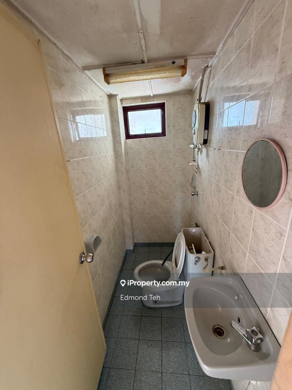 For Sale - Shamelin Bestari