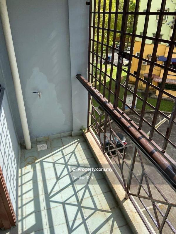 Apartment for Sale in Lily & Jasmine Apartment by Robbie Tan - iProperty.com.my