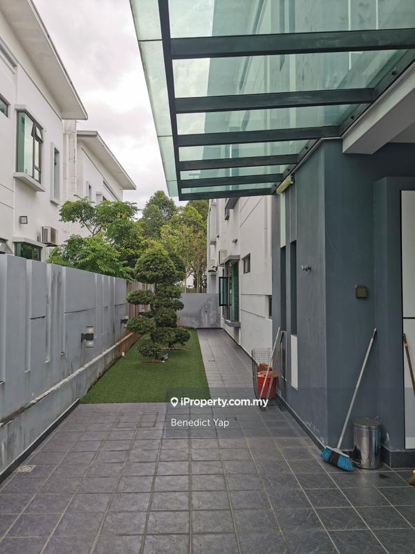 Bungalow House for Sale in Bukit Indah, Johor Bahru by Benedict Yap - iProperty.com.my