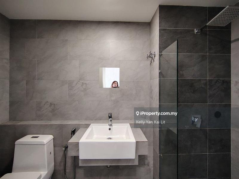 Rumah Teres 3-Tingkat untuk Dijual di Park Residence, Seri Kembangan oleh Kelly Yan Kai Lit - iProperty.com.my