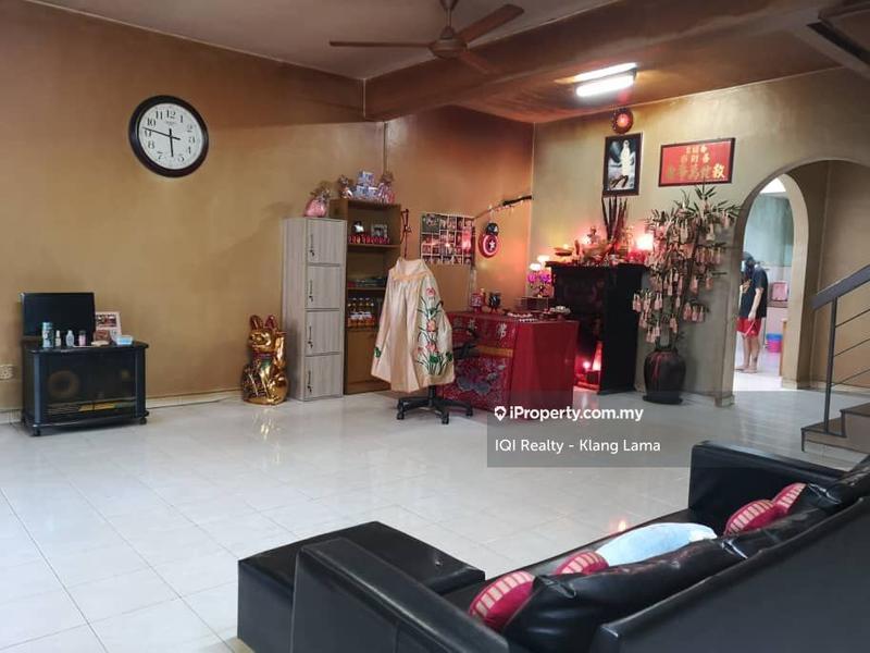 2-storey Terraced House for Sale in Puteri Wangsa, Ulu Tiram by Kkay Lee - iProperty.com.my
