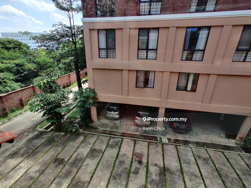 Townhouse for Rent in Bukit Gita Bayu, Seri Kembangan by Xann Chua - iProperty.com.my