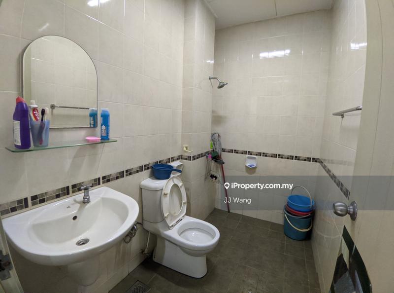 Townhouse for Sale in Kota Kemuning, Shah Alam by JJ Wang - iProperty.com.my