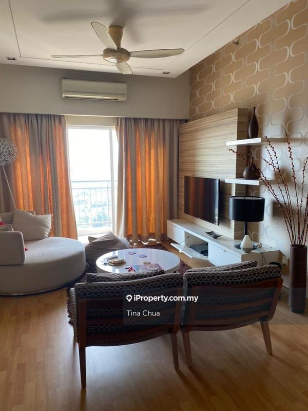 For Sale - Waldorf Tower