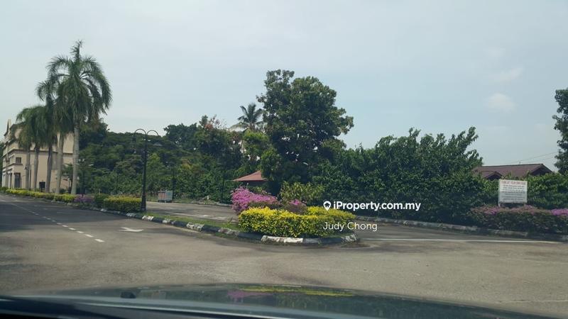 For Sale - Everly Resort Hotel (Riviera Bay)