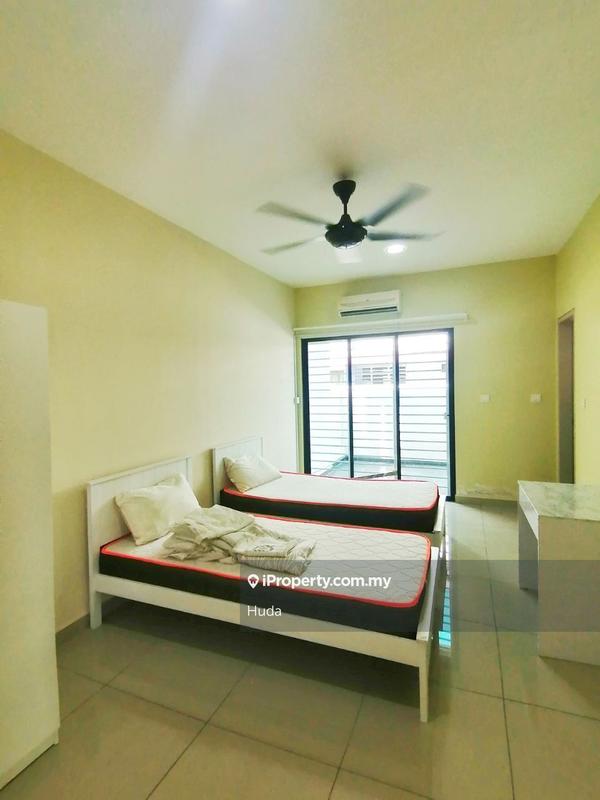 Rumah Berangkai 2 Tingkat untuk Dijual di Nilai Impian, Nilai oleh Huda - iProperty.com.my
