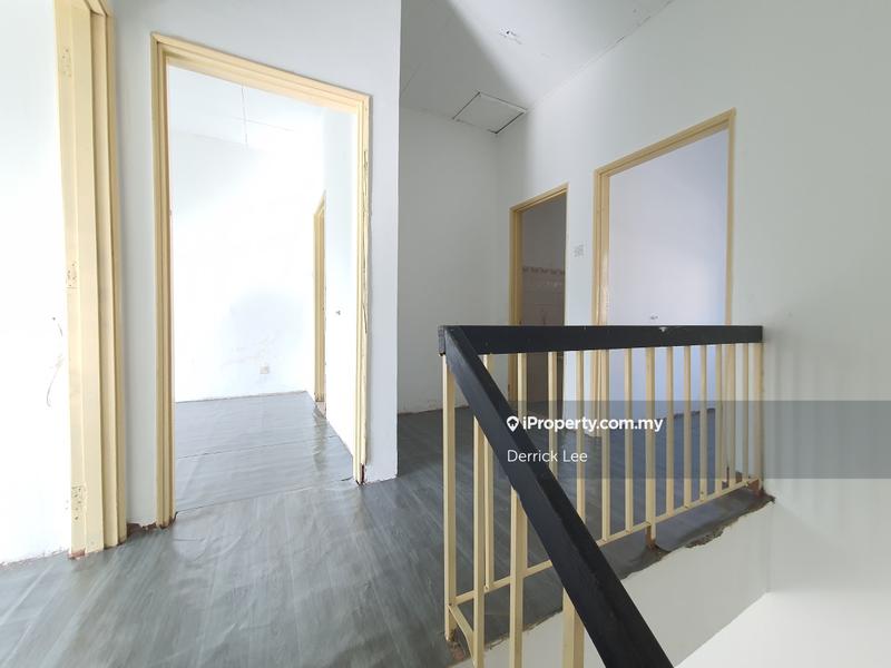Rumah Berangkai 2 Tingkat untuk Dijual di 18d3y, Subang Jaya oleh Derrick Lee - iProperty.com.my