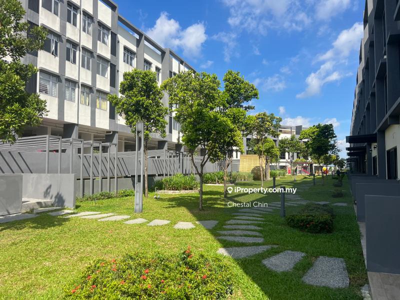 Rumah Bandar untuk Dijual di Taman Bukit Serdang, Seri Kembangan oleh Chestal Chin - iProperty.com.my