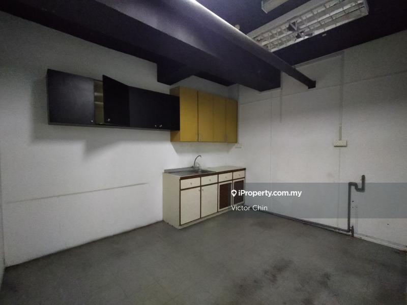 Retail Space for Rent in Seri Kembangan, Selangor by Victor Chin - iProperty.com.my