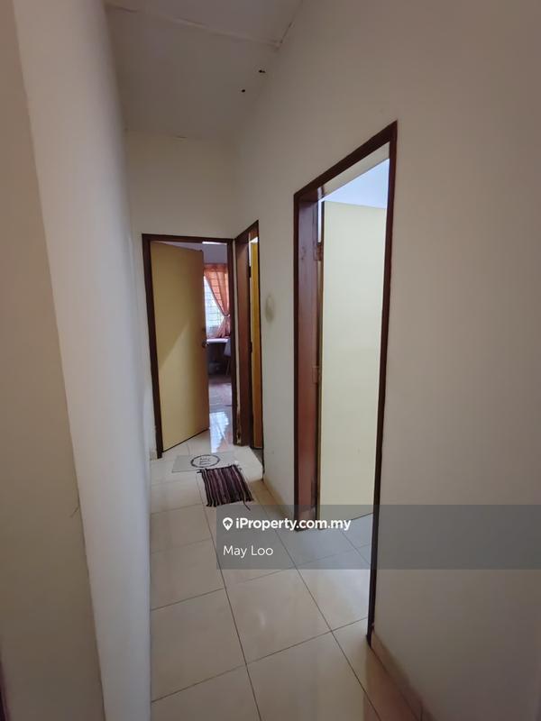 For Sale - Kenari Court