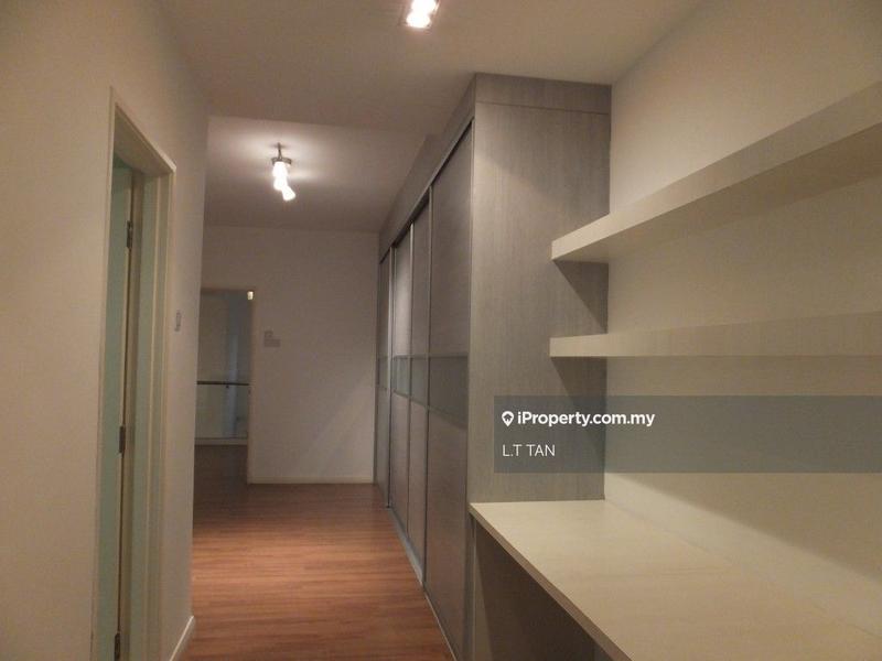 Rumah Teres 3-Tingkat untuk Dijual di Meadow Lakefield Sungai Besi, Sungai Besi oleh L.T TAN - iProperty.com.my