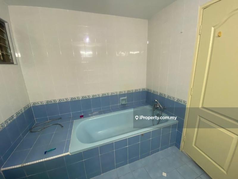 Rumah Berkembar untuk Dijual di Taman Bukit Mewah, Kajang oleh Azik Khalid - iProperty.com.my