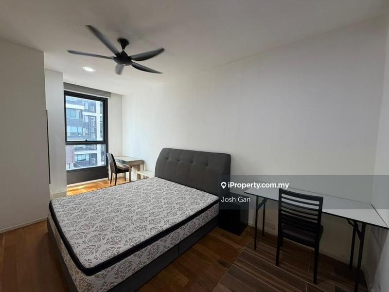 For Rent - Arcoris Residences