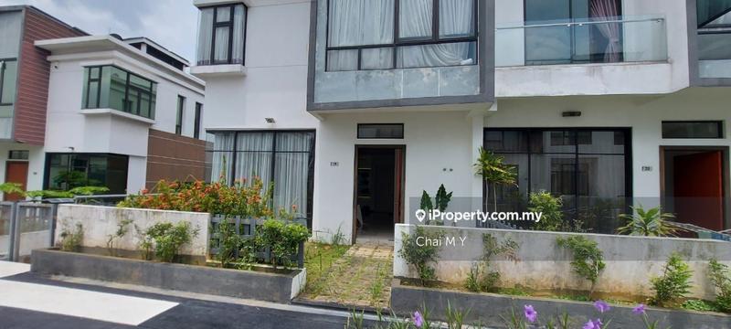 Townhouse for Sale in Taman Equine, Seri Kembangan by Chai M Y - iProperty.com.my
